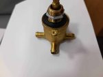 Zuhanykabin csaptelep funkció váltórésze 3-es tömlővéggel , 1/ 2 ” COL csatlakozással - Image 3