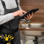 service-maintenance-worker-repairing_23-2149176722-768x512